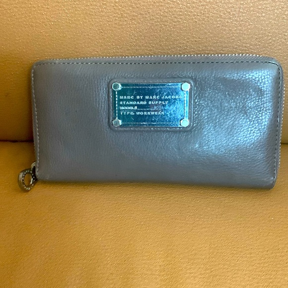 Marc by Marc Jacobs Wallet - Picture 1 of 10